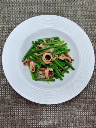 蒜苔炒干鱿鱼的做法步骤：13
