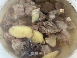 红烧牛腩的做法步骤：6