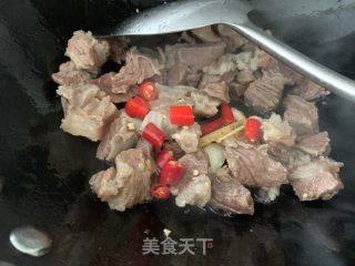 红烧牛腩的做法步骤：9