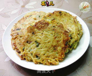 鸡蛋土豆丝饼的做法