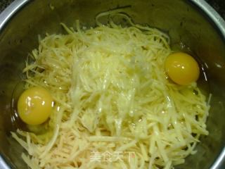 鸡蛋土豆丝饼的做法步骤：4