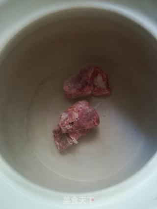 当归生姜羊肉汤的做法步骤：1