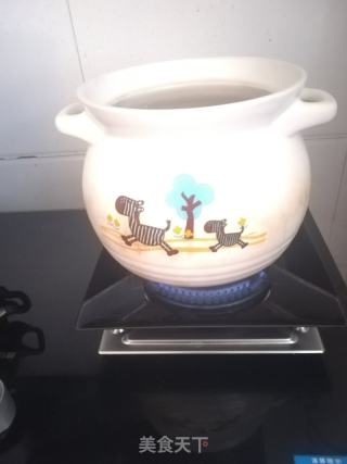 当归生姜羊肉汤的做法步骤：2