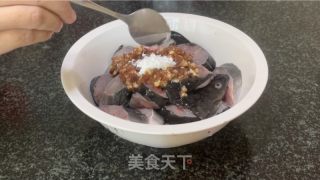 酸菜鳗鱼煲的做法步骤：8