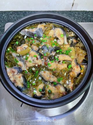 酸菜鳗鱼煲的做法步骤：16