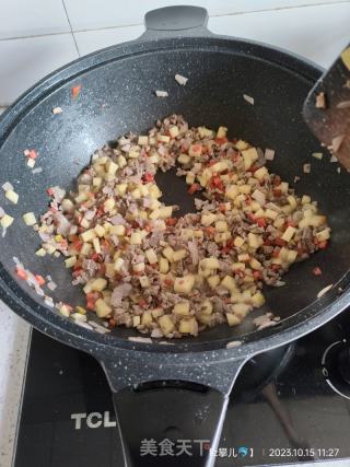 咖喱牛肉的做法步骤：7