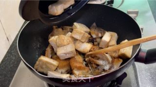 鲈鱼豆腐煲的做法步骤：10