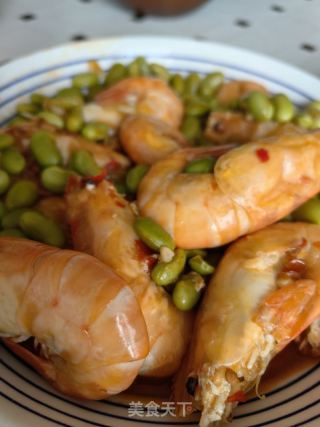 大头虾炒毛豆子的做法步骤：6