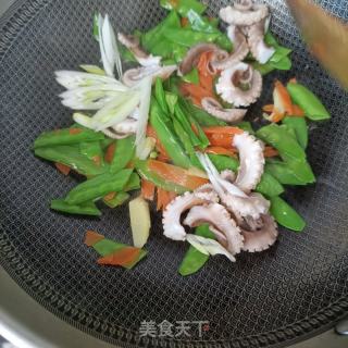 荷兰豆炒章鱼腿的做法步骤：14