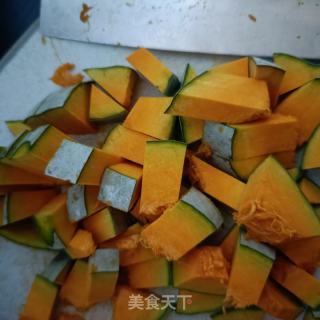 银栗南瓜小米粥的做法步骤：3