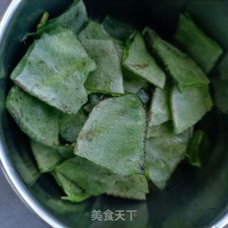 对虾海参炖扁豆的做法步骤：2