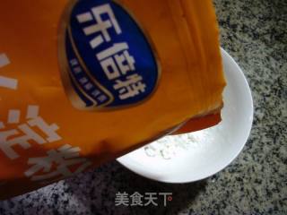 鱼香鸡胸肉的做法步骤：2