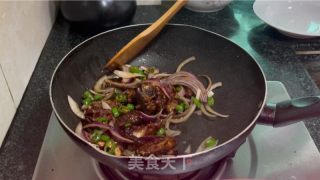 干锅排骨的做法步骤：18