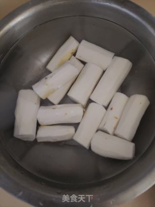 淮山胡萝卜苹果大骨汤的做法步骤：4