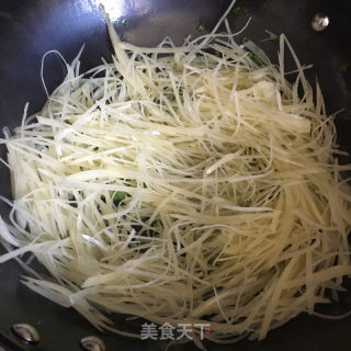 青椒炒土豆丝的做法步骤：5