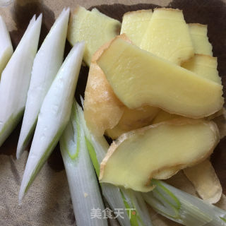 羊肉炖萝卜的做法步骤：3