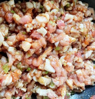 扇贝鲜肉菠菜盒子的做法步骤：6
