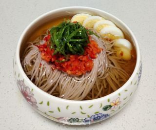 营养红米线的做法步骤：9