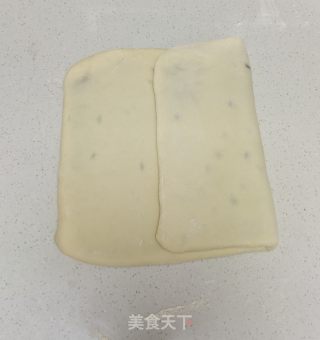 豆沙多层面包的做法步骤：5