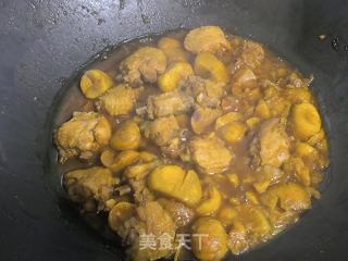 红烧板栗鸡翅的做法步骤：10