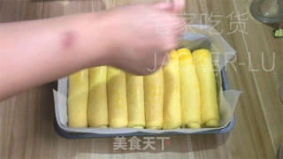 抹茶奶酥排包，口感蓬松柔软，奶酥馅奶香浓郁。的做法步骤：24