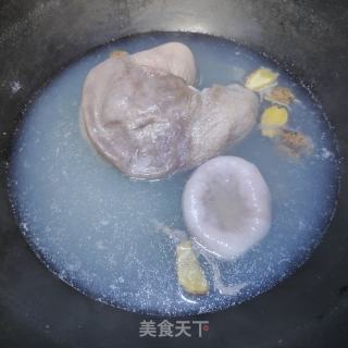 凉拌猪肚的做法步骤：3
