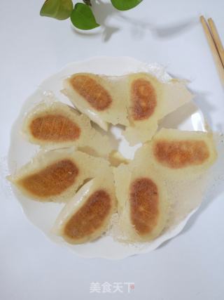 韭菜鸡蛋水煎包的做法步骤：14