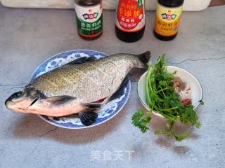 红烧鳊鱼的做法步骤：1