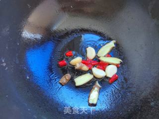 红烧鳊鱼的做法步骤：4