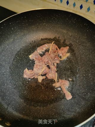 青椒牛肉的做法步骤：5