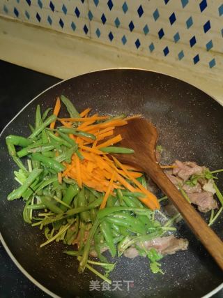 青椒牛肉的做法步骤：7