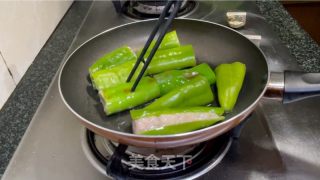 虾滑酿青椒的做法步骤：10
