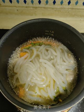 酸辣土豆粉的做法步骤：3