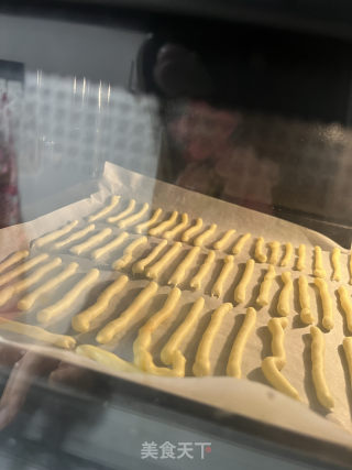 芝士脆脆条的做法步骤：7