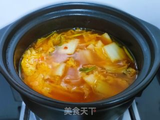 砂锅辣白菜冬瓜汤的做法步骤：2