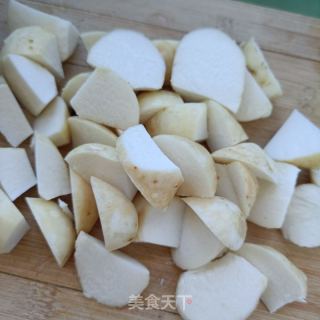 豆豉蒸芋头的做法步骤：3