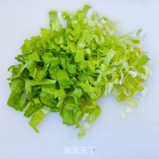 油麦菜鸡蛋饼的做法步骤：3