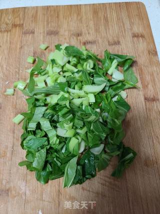 青菜玉米粒鸡蛋炒馍丁的做法步骤：2