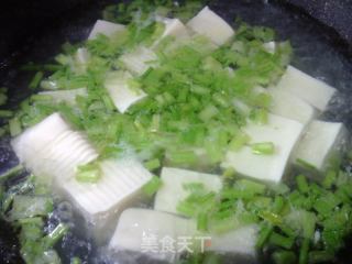 芹菜鸡琵琶腿豆腐羹的做法步骤：8