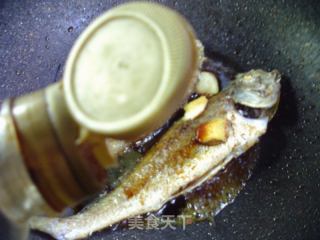 小黄鱼煮粉丝的做法步骤：6
