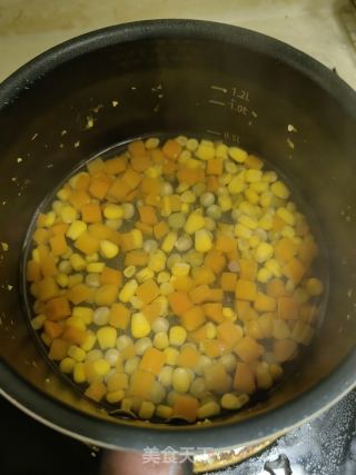 白果鸡肉蔬菜汤的做法步骤：1