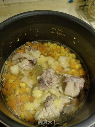白果鸡肉蔬菜汤的做法步骤：3