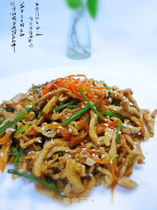香辣肉丝的做法步骤：1