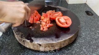 番茄鸡蛋荞麦面的做法步骤：2