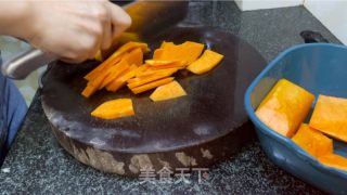 肉松芝士南瓜饼的做法步骤：1