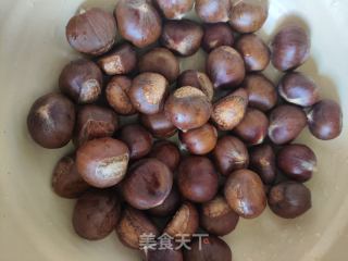 大米炒板栗的做法步骤：1