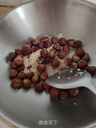 大米炒板栗的做法步骤：7