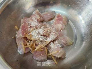 番茄巴沙鱼的做法步骤：4