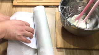 椰香抹茶瑞士卷，手把手教你做蛋糕卷，清新抹茶香与椰香交融。的做法步骤：32