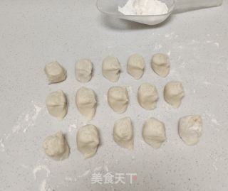 自制冰花煎饺的做法步骤：2